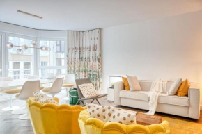Seaside Haven for 6 with Parking in Knokke